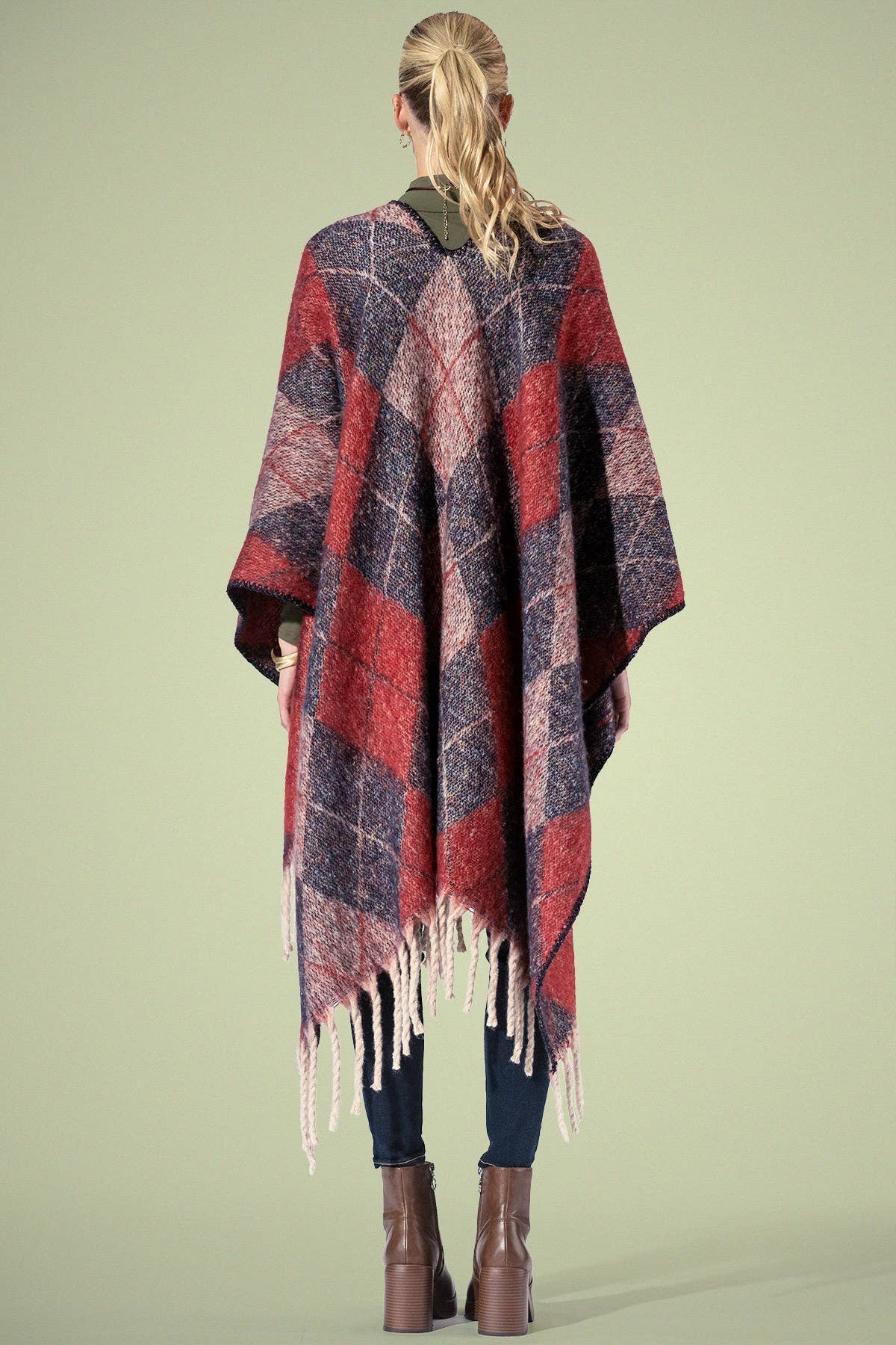 Yarn-dyed Argyle Pattern Ruana